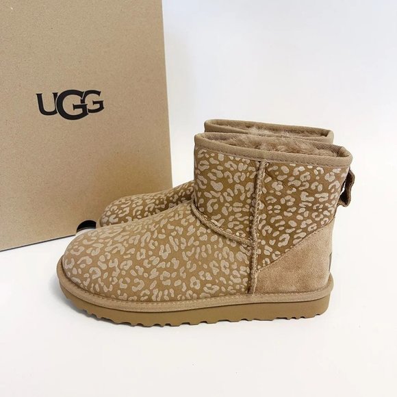 UGG CLASSIC MINI SNOW LEOPARD BOOTS main image 4
